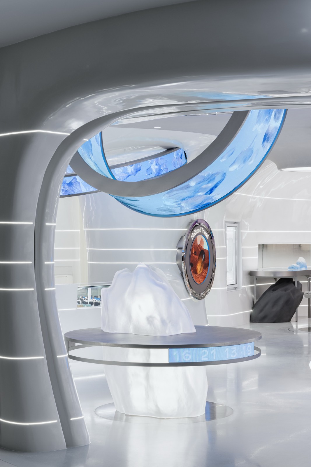 BIM建筑|HOLILAND TRAVEL:平行宇宙的未来叙事主义 / SLT设计咨询有限公司 BIM建筑|HOLILAND TRAVEL:平行宇宙的未来叙事主义 / SLT设计咨询有限公司