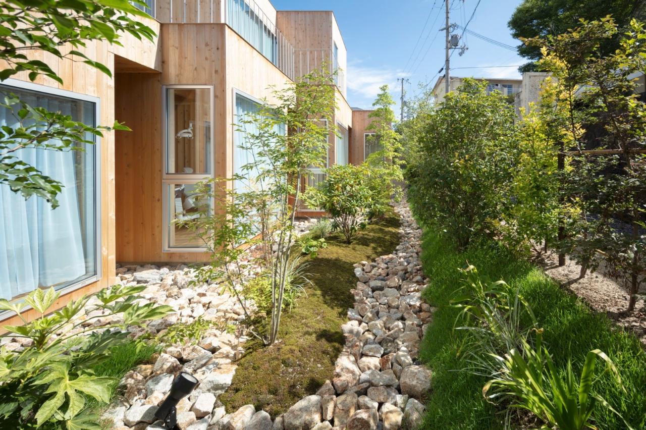 BIM建筑|森林中的牙医诊所 / YYA / Yusuke Yoshino Architects BIM建筑|森林中的牙医诊所 / YYA / Yusuke Yoshino Architects