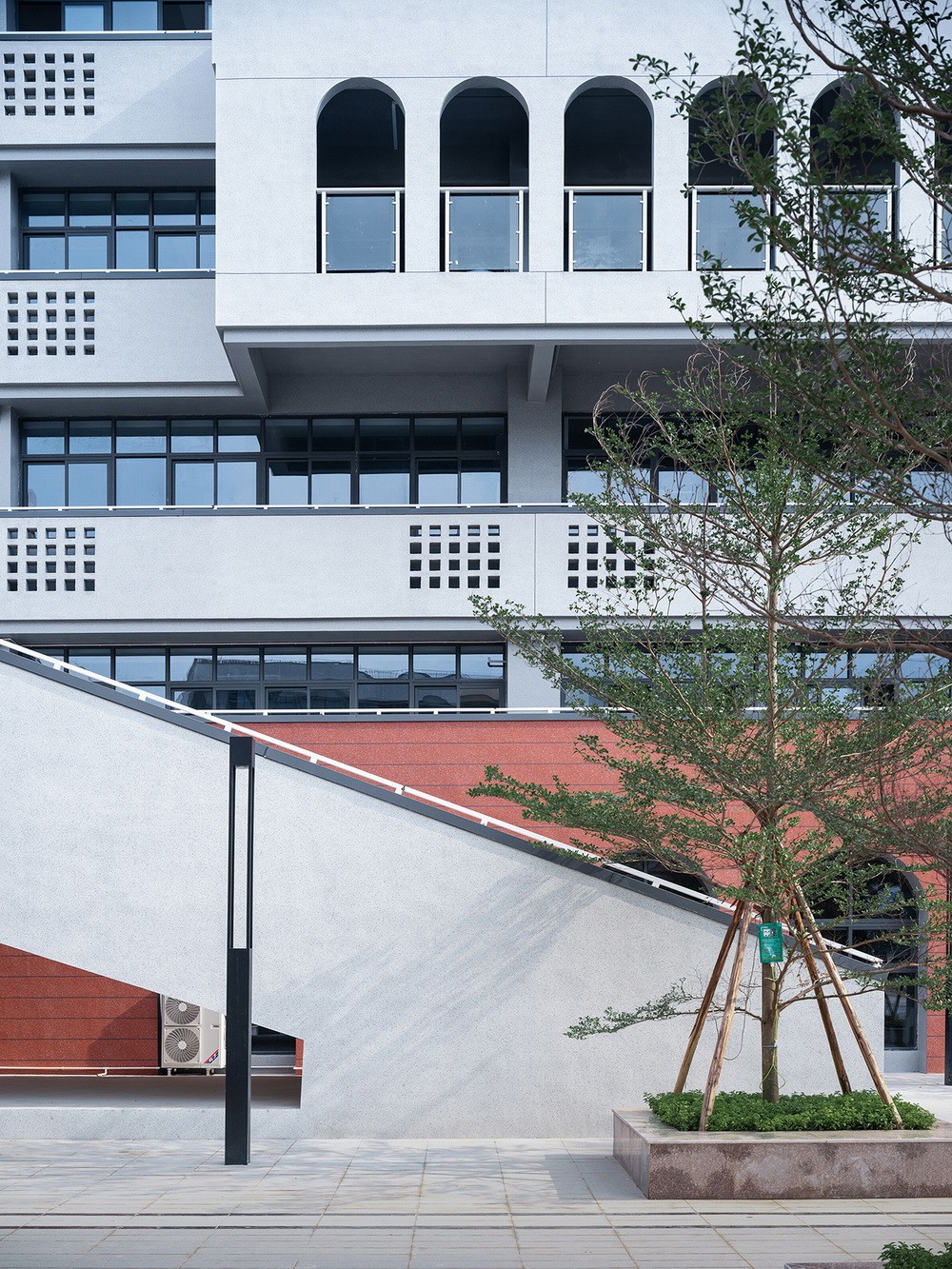 BIM建筑|台山市广旭实验学校 / 象外营造工作室 BIM建筑|台山市广旭实验学校 / 象外营造工作室