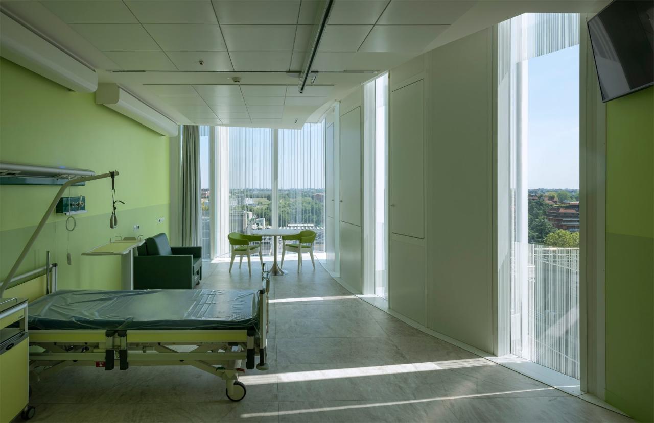 BIM建筑|会吸霾的医院:米兰圣拉斐尔医院新外科和急救中心 / MCA建筑事务所 BIM建筑|会吸霾的医院:米兰圣拉斐尔医院新外科和急救中心 / MCA建筑事务所