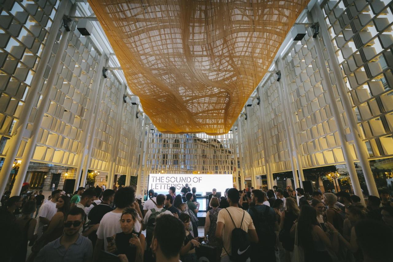 BIM建筑|可拆卸陶瓷结构,瓦伦西亚集市场馆 / Miguel Arraiz + Arqueha BIM建筑|可拆卸陶瓷结构,瓦伦西亚集市场馆 / Miguel Arraiz + Arqueha