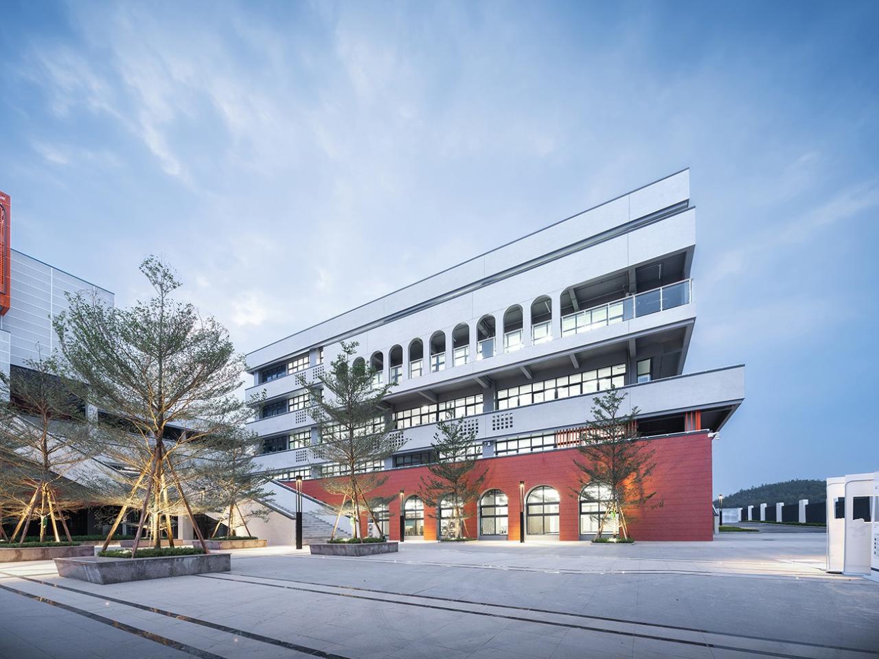 BIM建筑|台山市广旭实验学校 / 象外营造工作室 BIM建筑|台山市广旭实验学校 / 象外营造工作室