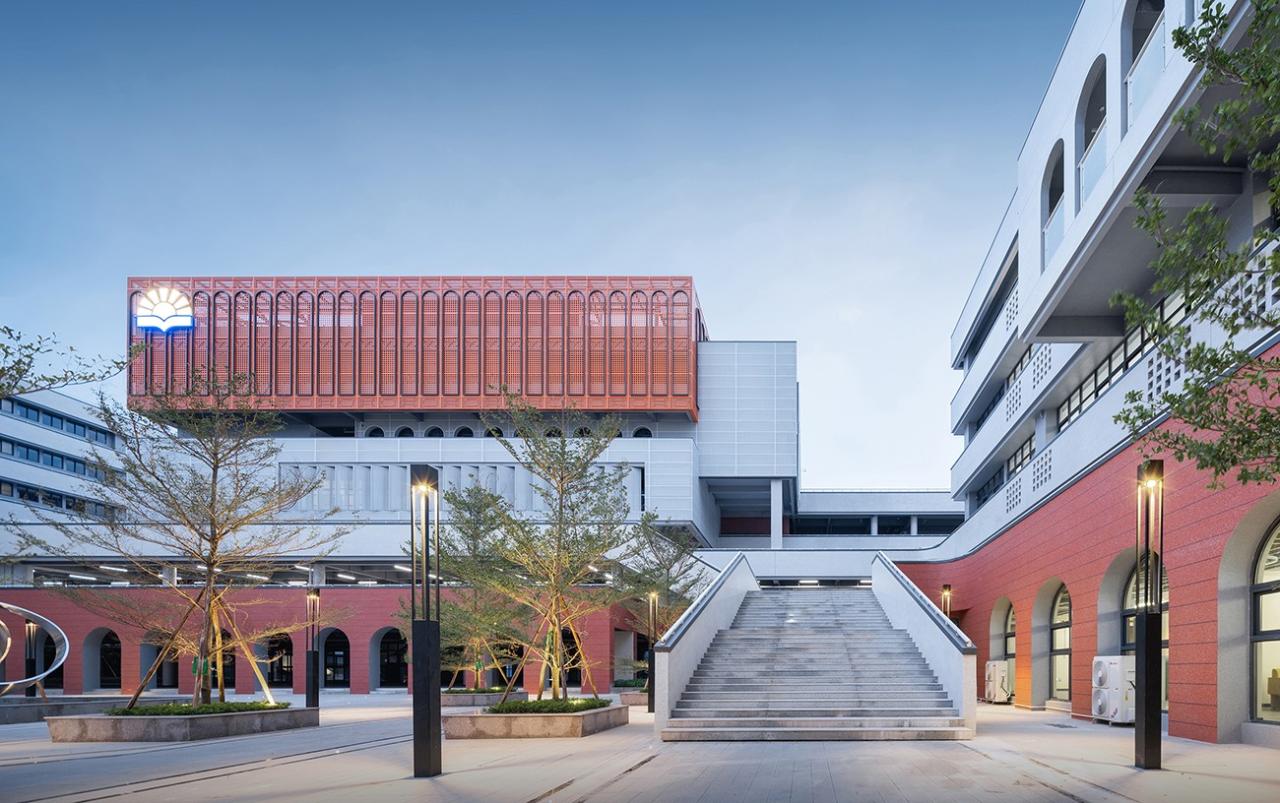 BIM建筑|台山市广旭实验学校 / 象外营造工作室 BIM建筑|台山市广旭实验学校 / 象外营造工作室