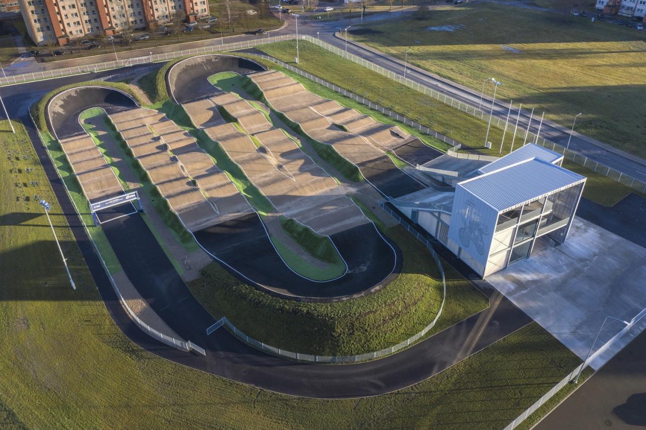BIM建筑|奥运冠军 Maris Strombergs 的 BMX 赛道 / Balta Istaba BIM建筑|奥运冠军 Maris Strombergs 的 BMX 赛道 / Balta Istaba