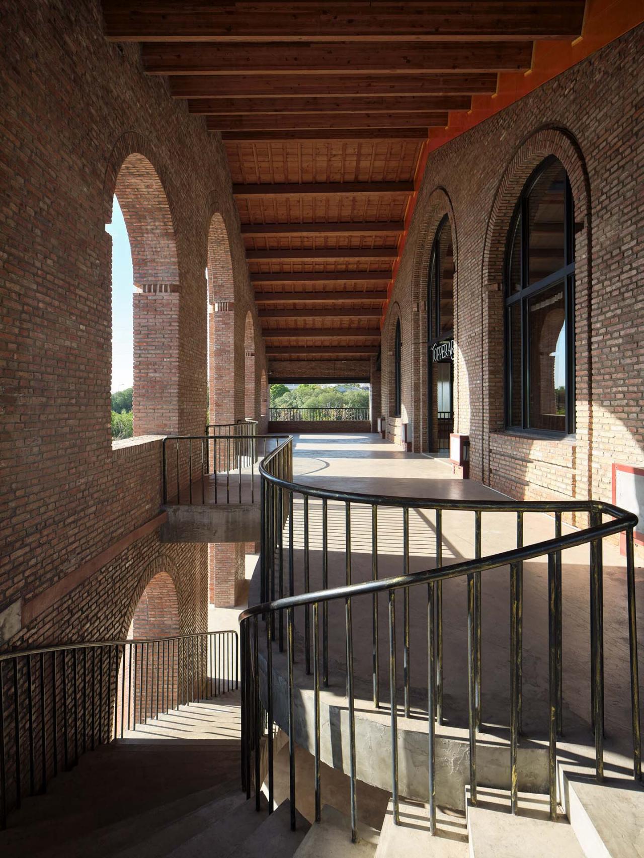 BIM建筑|浦东红窑 / 合尘建筑 BIM建筑|浦东红窑 / 合尘建筑