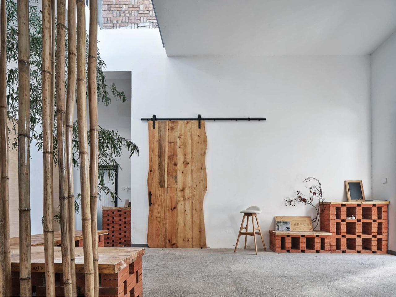 BIM建筑|渭南·巴邑村玻璃砖房 / 西安建筑科技大学设计研究总院 BIM建筑|渭南·巴邑村玻璃砖房 / 西安建筑科技大学设计研究总院