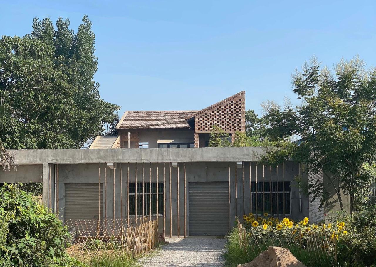 BIM建筑|渭南·巴邑村玻璃砖房 / 西安建筑科技大学设计研究总院 BIM建筑|渭南·巴邑村玻璃砖房 / 西安建筑科技大学设计研究总院