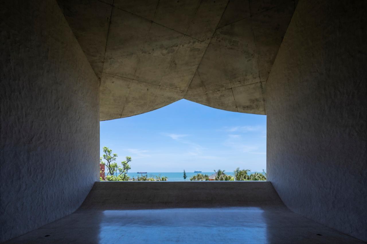 BIM建筑|‘帽子’屋,万花筒办公室与住宅 / Inrestudio,Kosuke Nishijima BIM建筑|‘帽子’屋,万花筒办公室与住宅 / Inrestudio,Kosuke Nishijima