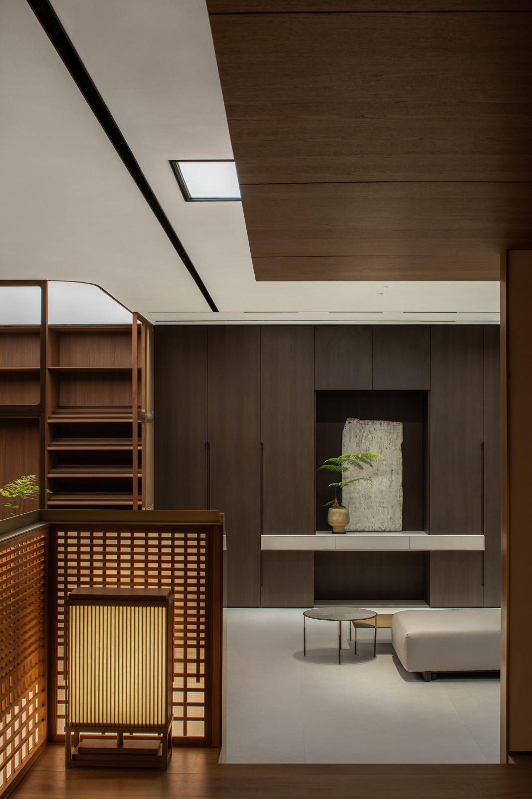 BIM建筑|一种材料与当代建构的情绪平衡:本木展厅 / 蜂鸟设计 BIM建筑|一种材料与当代建构的情绪平衡:本木展厅 / 蜂鸟设计