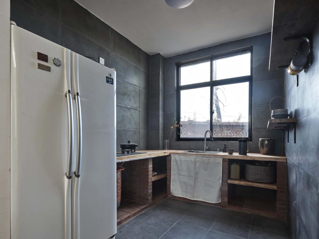 BIM建筑|渭南·巴邑村玻璃砖房 / 西安建筑科技大学设计研究总院 BIM建筑|渭南·巴邑村玻璃砖房 / 西安建筑科技大学设计研究总院