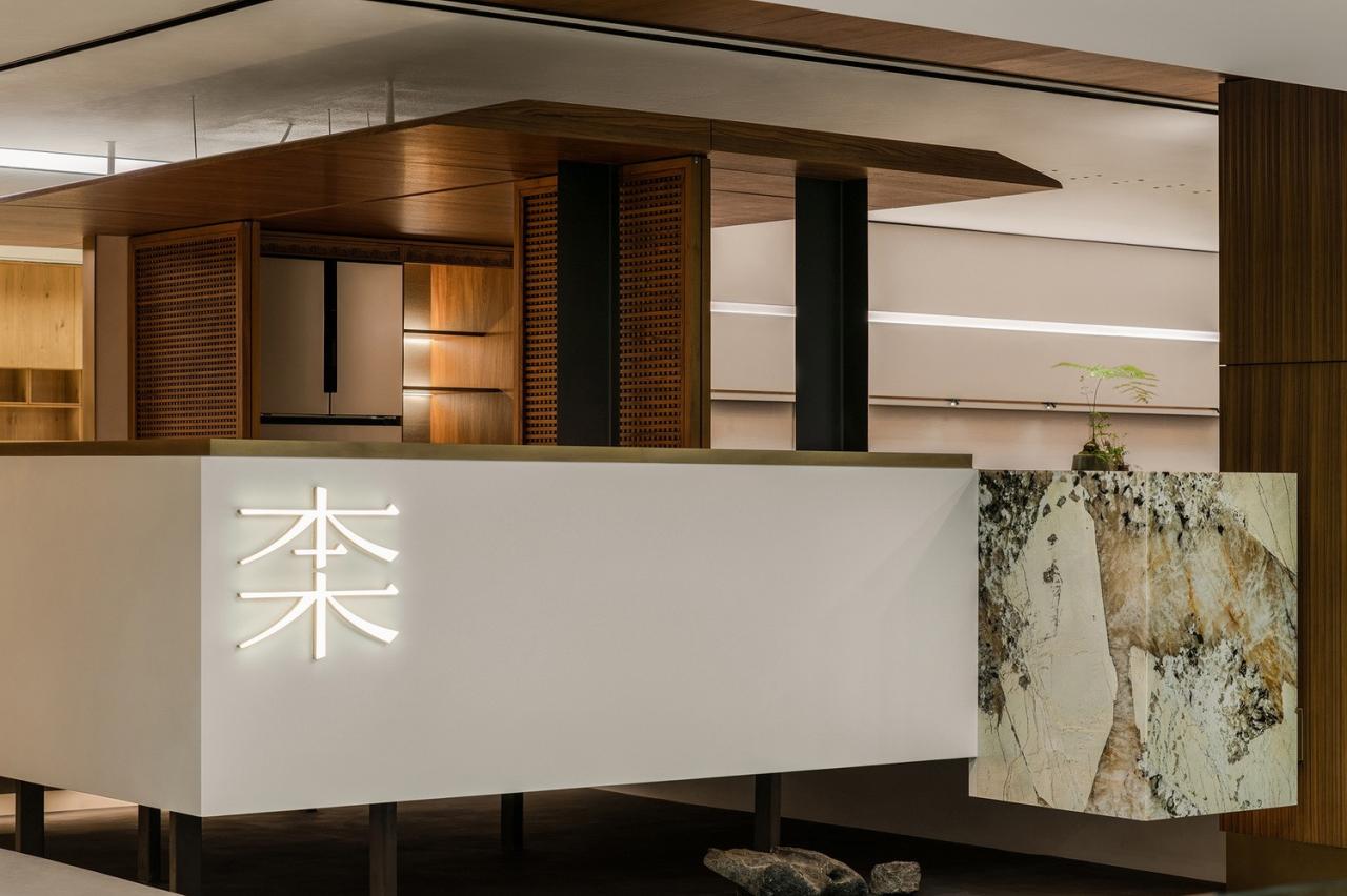 BIM建筑|一种材料与当代建构的情绪平衡:本木展厅 / 蜂鸟设计 BIM建筑|一种材料与当代建构的情绪平衡:本木展厅 / 蜂鸟设计