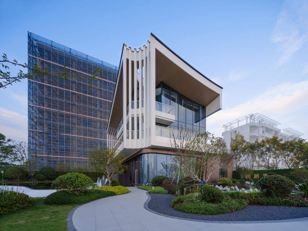 BIM建筑|长三角科大亨芯研究院:在长三角“原点”打造江南水乡式特色产业园 / 三益建筑 BIM建筑|长三角科大亨芯研究院:在长三角“原点”打造江南水乡式特色产业园 / 三益建筑