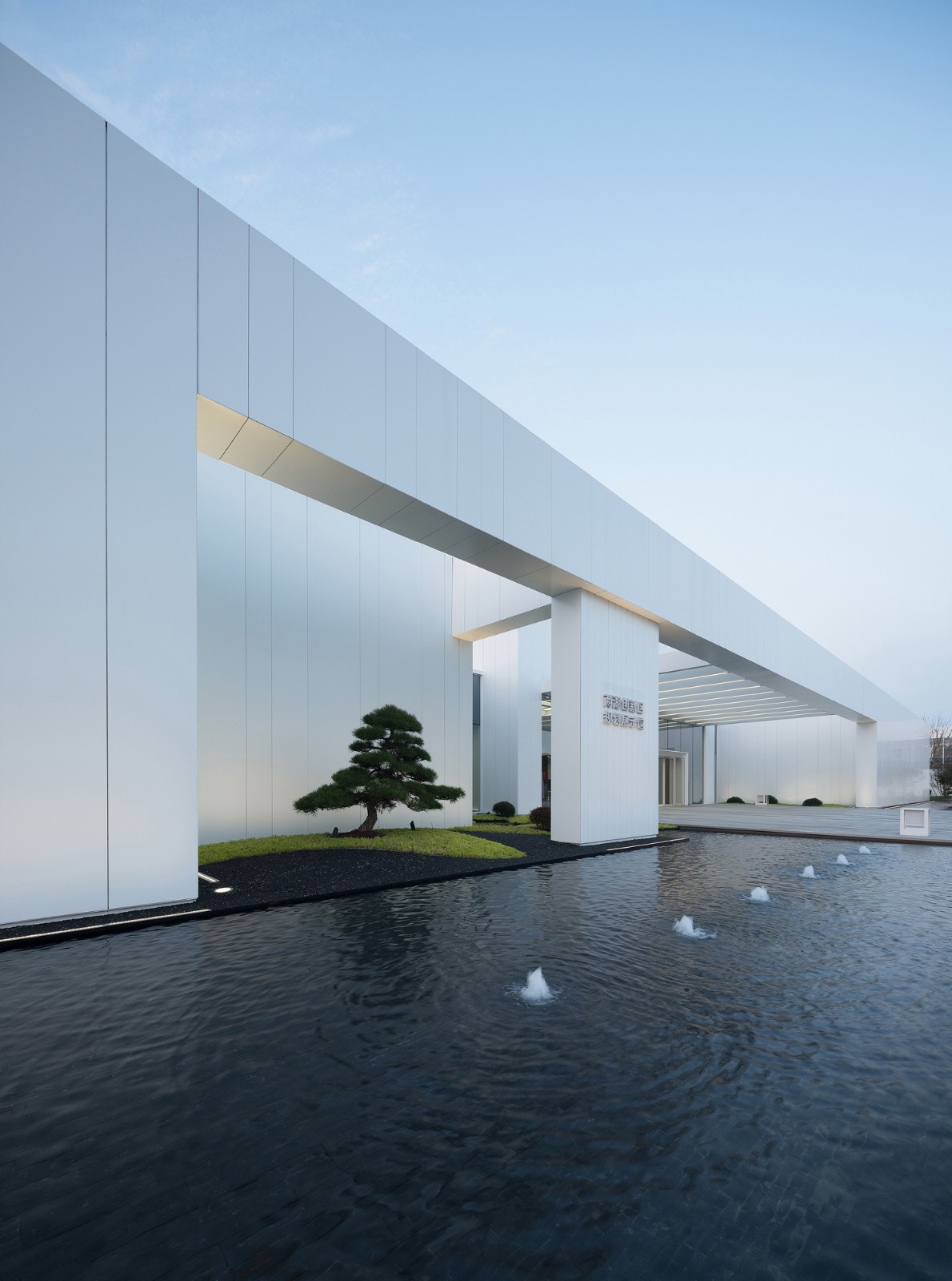 BIM建筑|江南印·造园六章——“两湖”创新区规划展示馆 / 简和建筑 BIM建筑|江南印·造园六章——“两湖”创新区规划展示馆 / 简和建筑