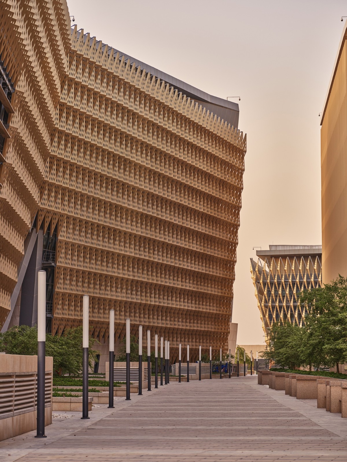 BIM建筑|科威特大学生命科学学院 / CambridgeSeven + Gulf Consult BIM建筑|科威特大学生命科学学院 / CambridgeSeven + Gulf Consult