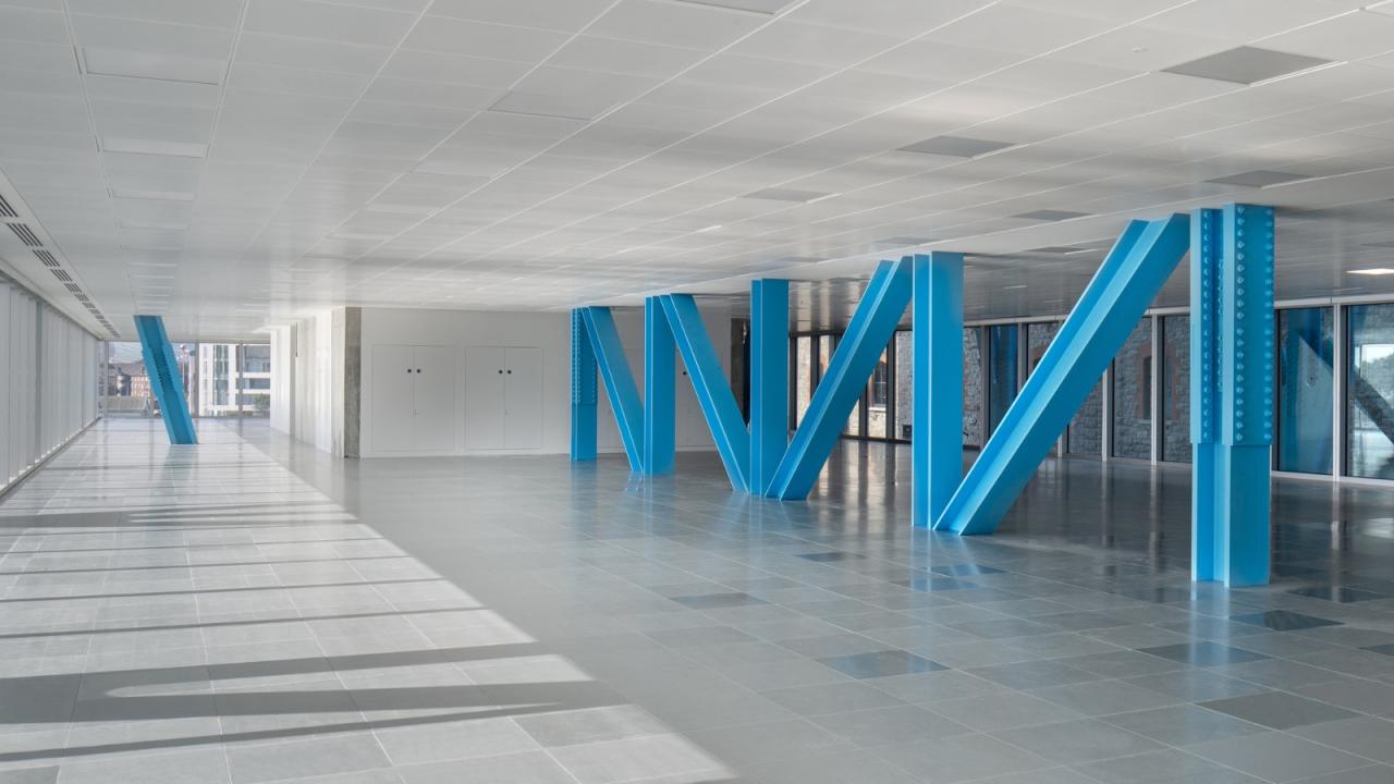 BIM建筑|蓝色‘骨头’,EXO 办公大楼 / Shay Cleary Architects BIM建筑|蓝色‘骨头’,EXO 办公大楼 / Shay Cleary Architects