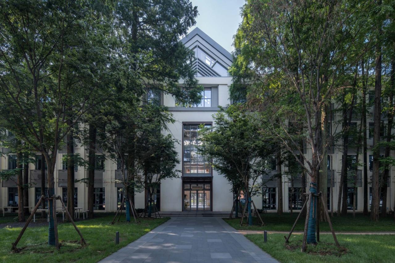 BIM建筑|南京南师大紫金校区整体改造项目 / 杜兹设计 BIM建筑|南京南师大紫金校区整体改造项目 / 杜兹设计