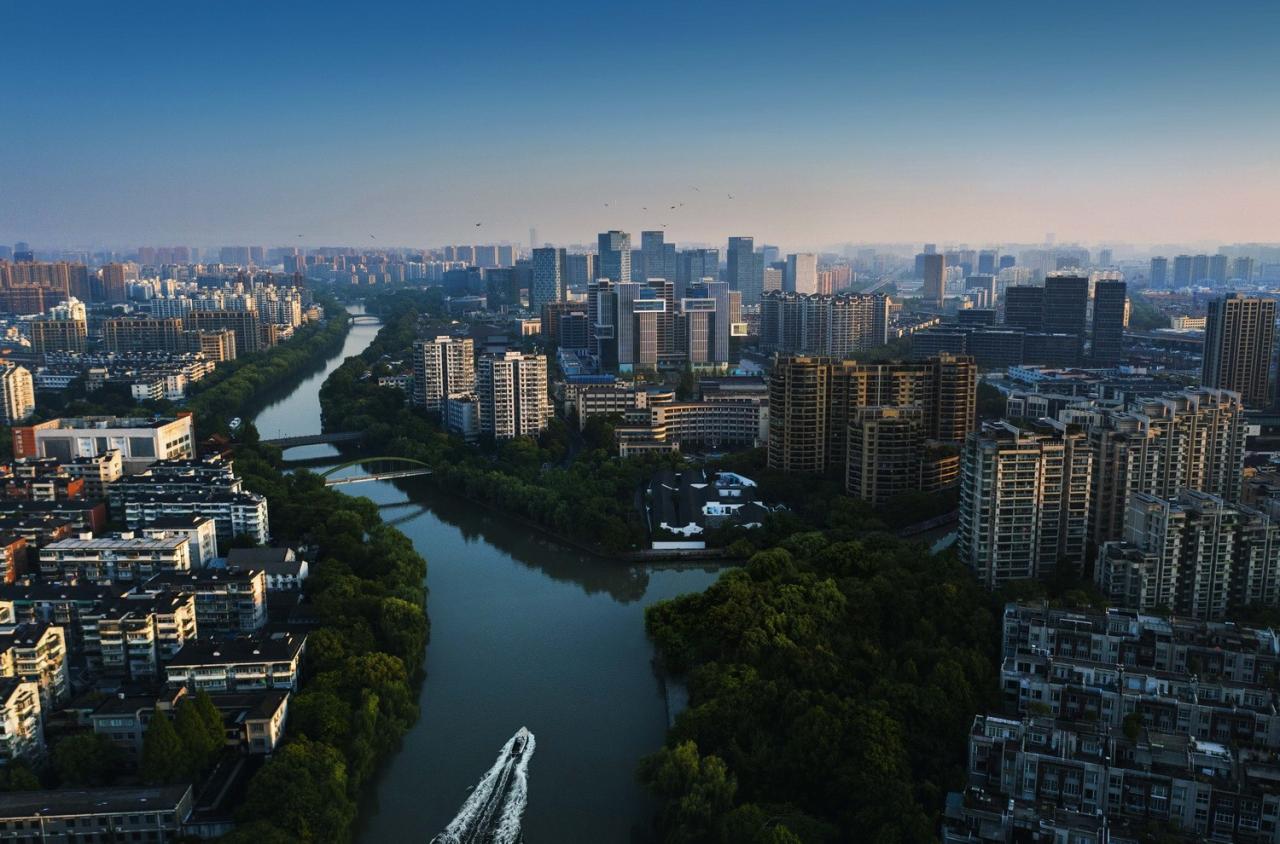 BIM建筑|杭州英蓝中心 / ARQ建筑事务所+Farrells法雷尔 BIM建筑|杭州英蓝中心 / ARQ建筑事务所+Farrells法雷尔