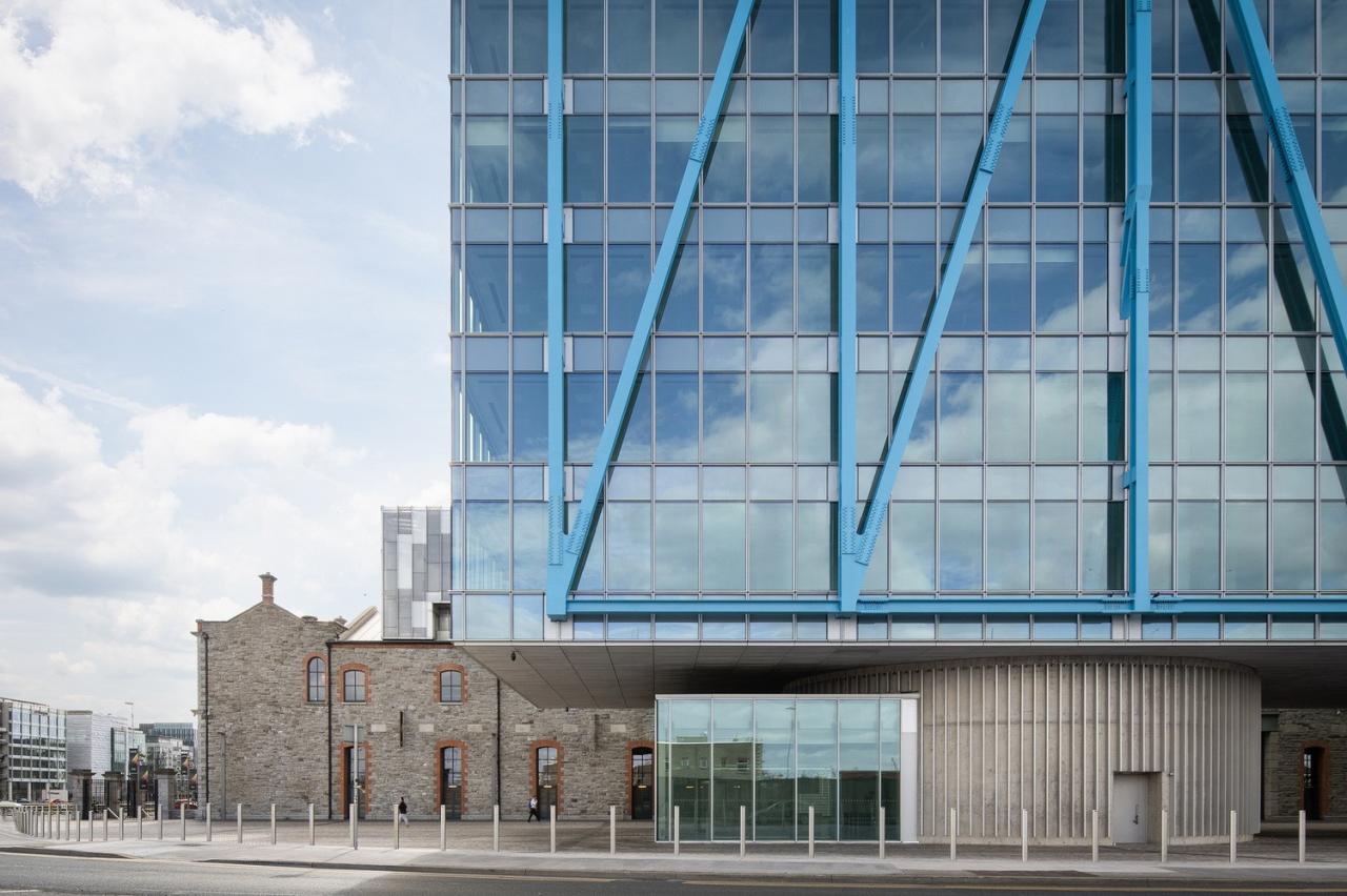 BIM建筑|蓝色‘骨头’,EXO 办公大楼 / Shay Cleary Architects BIM建筑|蓝色‘骨头’,EXO 办公大楼 / Shay Cleary Architects