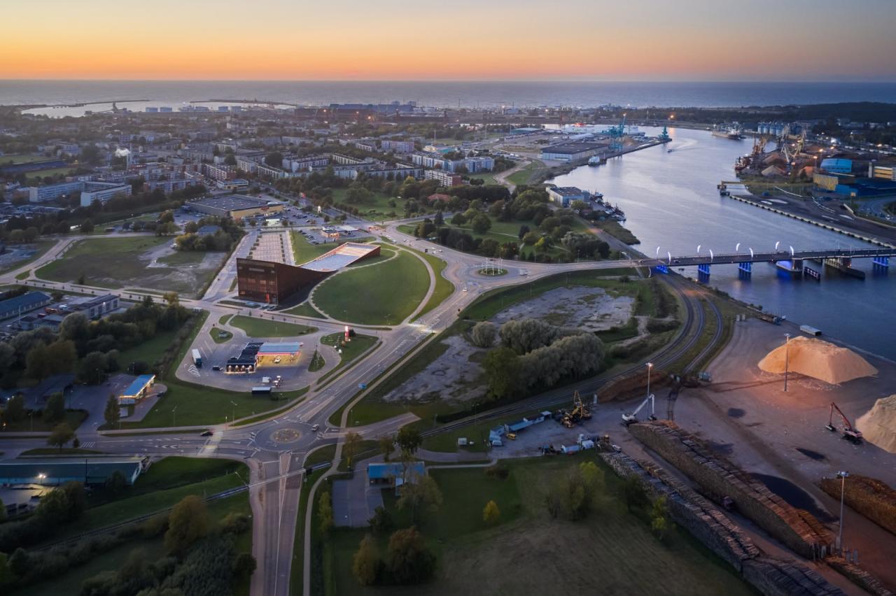 BIM建筑|VIZIUM 科学与创新中心 / Audrius Ambrasas Architects BIM建筑|VIZIUM 科学与创新中心 / Audrius Ambrasas Architects