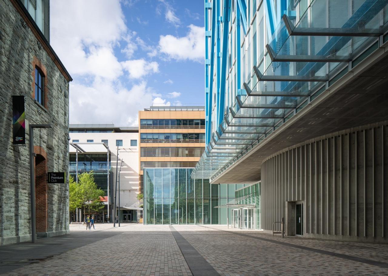 BIM建筑|蓝色‘骨头’,EXO 办公大楼 / Shay Cleary Architects BIM建筑|蓝色‘骨头’,EXO 办公大楼 / Shay Cleary Architects