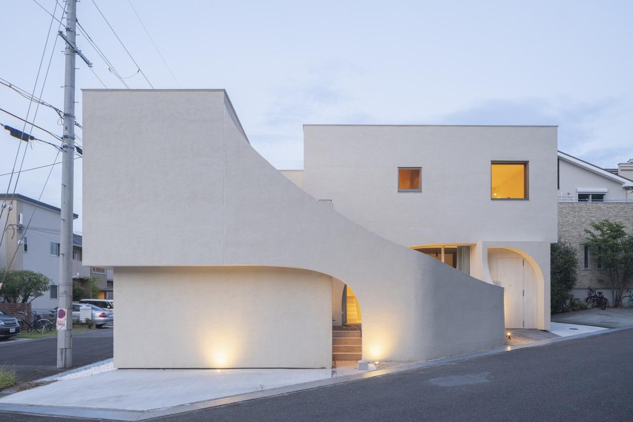 BIM建筑|曲线屋 / Daisuke Ibano, Ryosuke Fujii BIM建筑|曲线屋 / Daisuke Ibano, Ryosuke Fujii