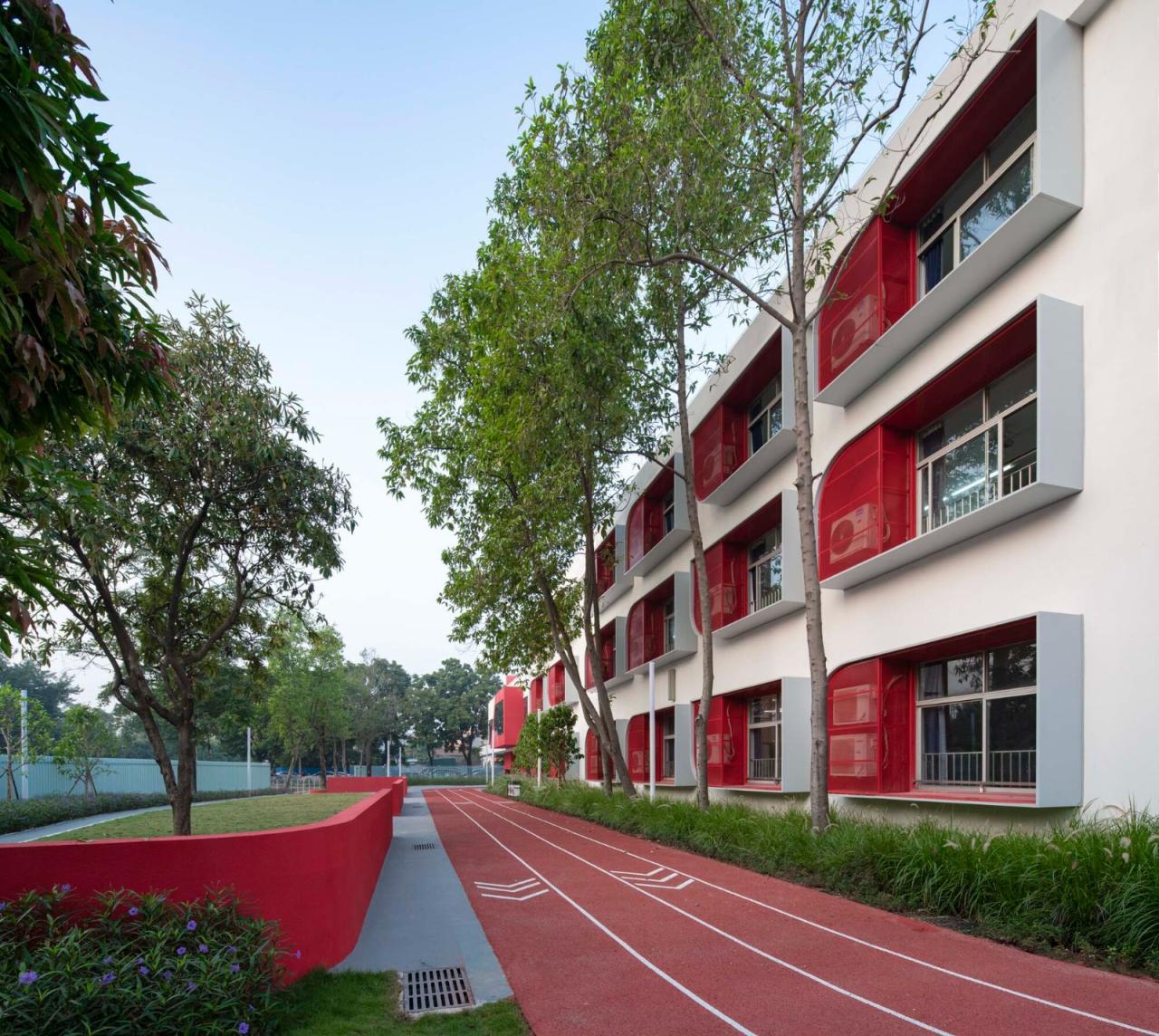 BIM建筑|龙江外国语学校附属小学改造(旺岗小学) / 竖梁社建筑 BIM建筑|龙江外国语学校附属小学改造(旺岗小学) / 竖梁社建筑