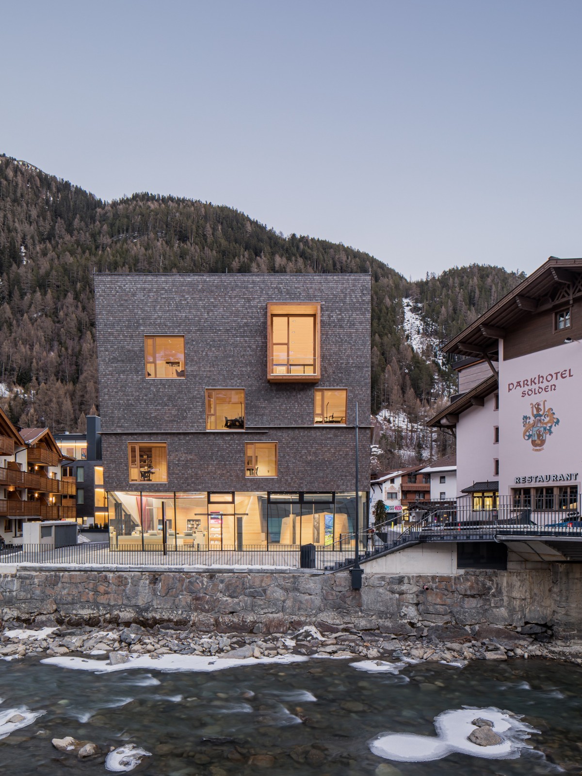 BIM建筑|奥茨塔尔旅游中心 / Obermoser + partner architekten BIM建筑|奥茨塔尔旅游中心 / Obermoser + partner architekten