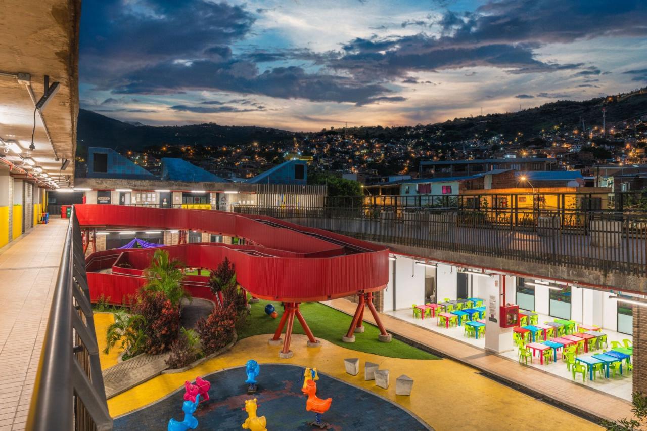 BIM建筑|冠军摇篮儿童发展中心 / Espacio Colectivo Arquitectos BIM建筑|冠军摇篮儿童发展中心 / Espacio Colectivo Arquitectos