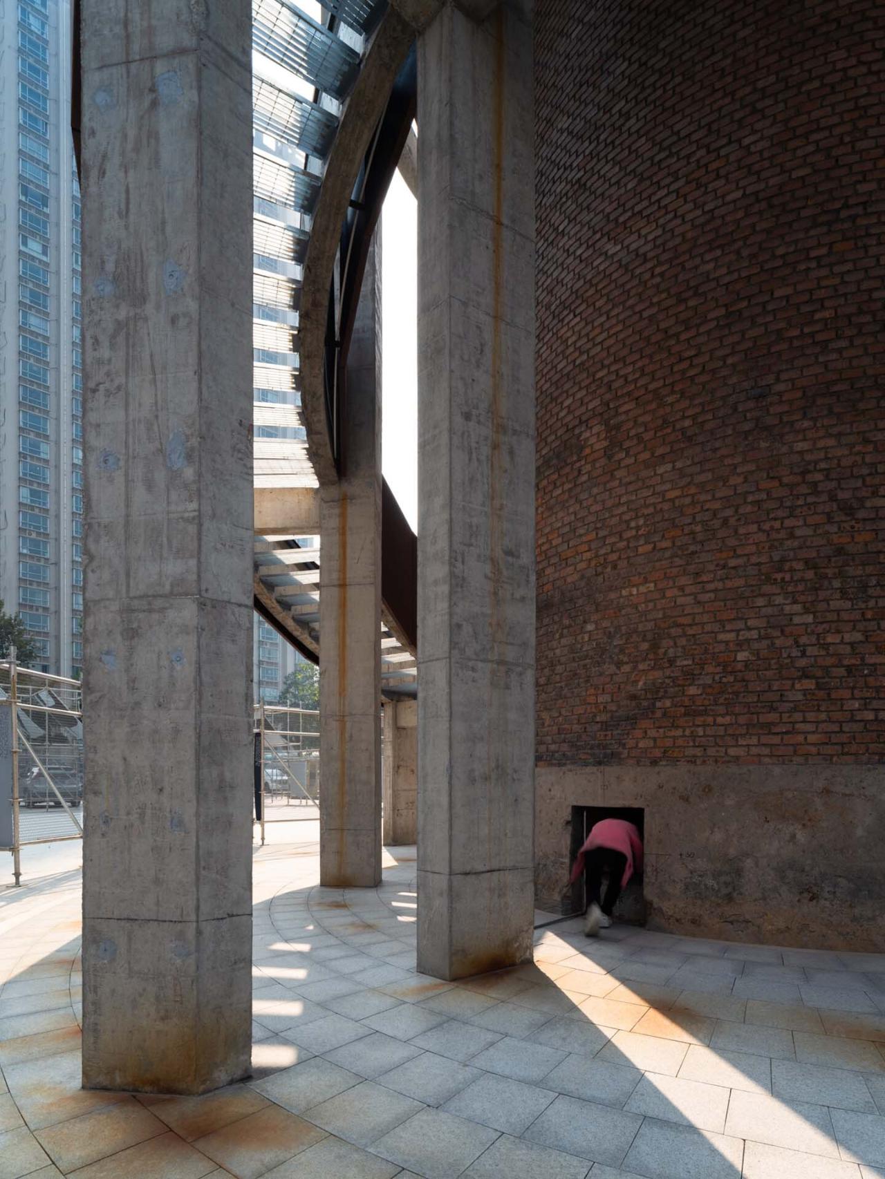 BIM建筑|山灰艺术社区,西安石油大学生活区锅炉房改造 / 日常建造 BIM建筑|山灰艺术社区,西安石油大学生活区锅炉房改造 / 日常建造