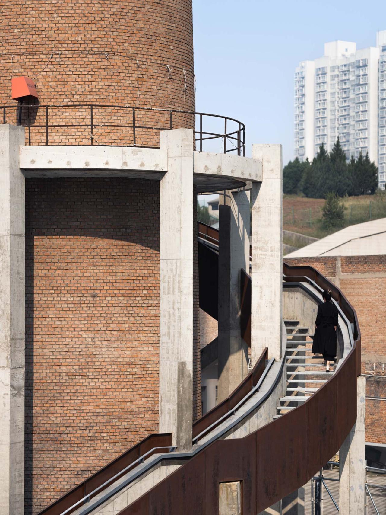 BIM建筑|山灰艺术社区,西安石油大学生活区锅炉房改造 / 日常建造 BIM建筑|山灰艺术社区,西安石油大学生活区锅炉房改造 / 日常建造