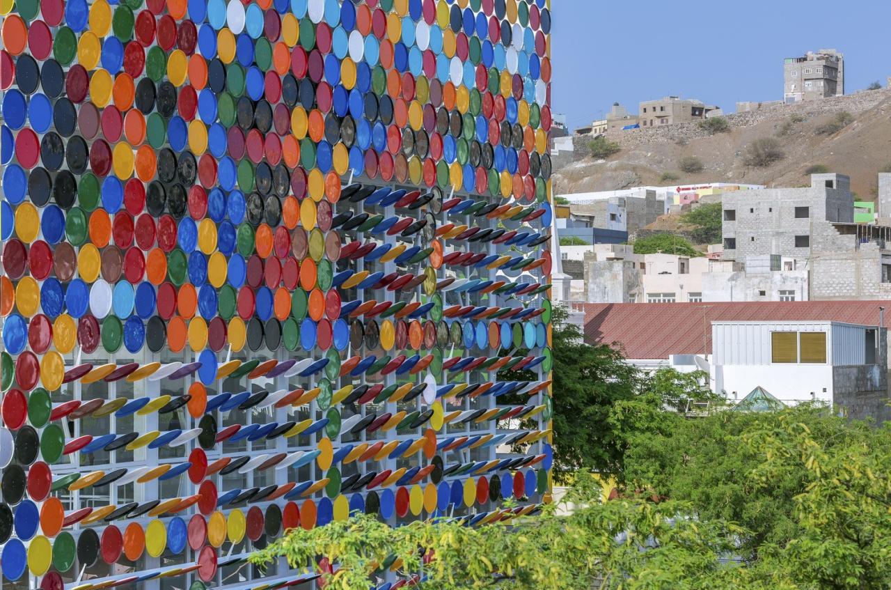 BIM建筑|桶盖表皮,CNAD 艺术工艺设计中心 / Ramos Castellano Arquitectos BIM建筑|桶盖表皮,CNAD 艺术工艺设计中心 / Ramos Castellano Arquitectos