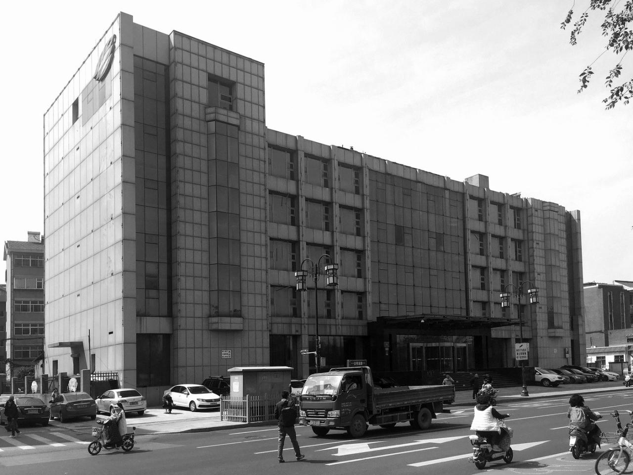 BIM建筑|明湖100艺术文化中心 / TAOA陶磊建筑 BIM建筑|明湖100艺术文化中心 / TAOA陶磊建筑