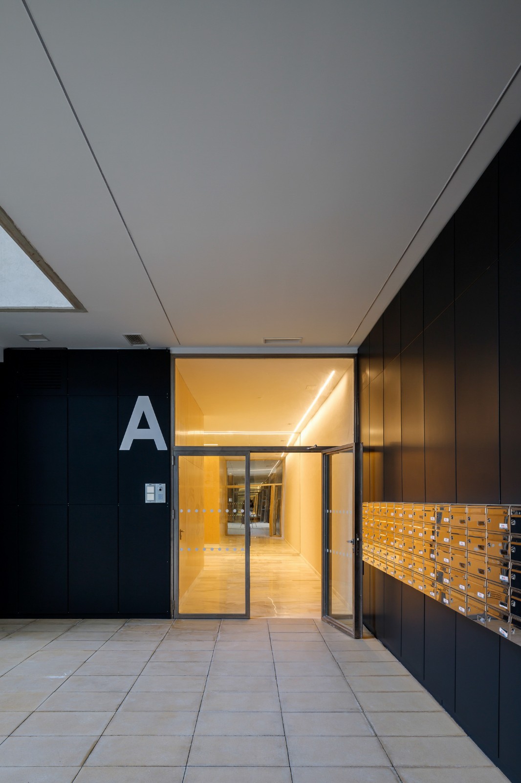 BIM建筑|萨勒之家住宅大楼 / NAC Arquitectos BIM建筑|萨勒之家住宅大楼 / NAC Arquitectos