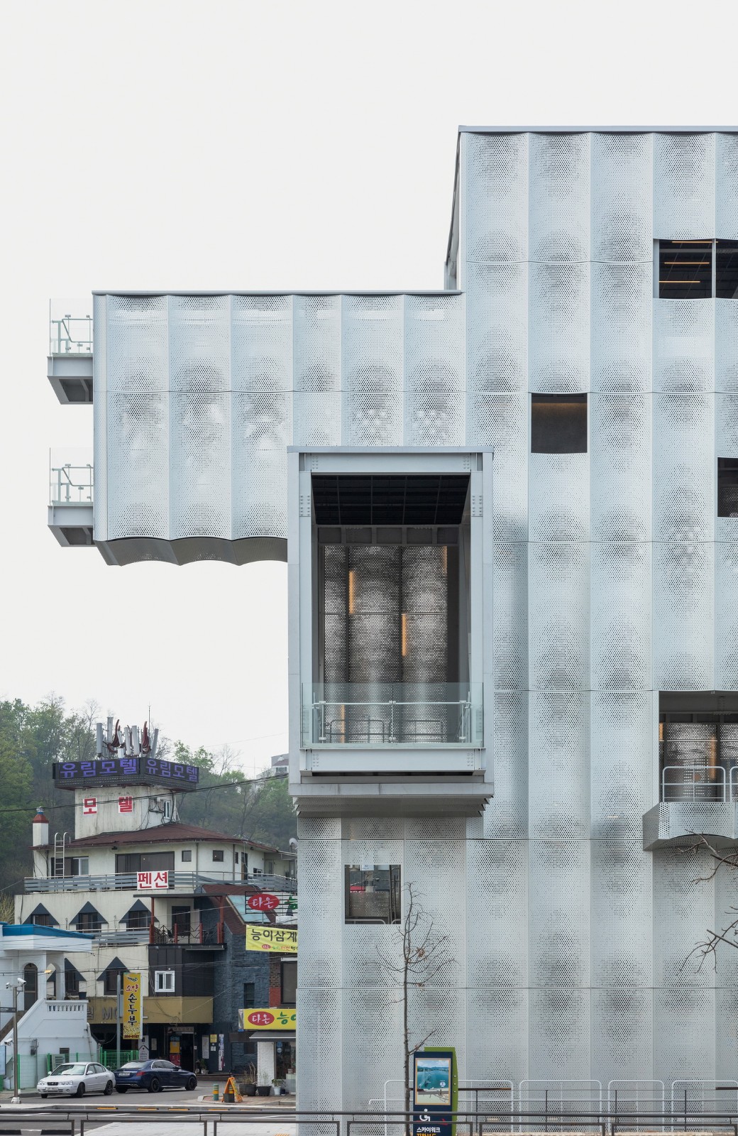 BIM建筑|穿孔板高阶用法,千高原观景台 / Emer-sys BIM建筑|穿孔板高阶用法,千高原观景台 / Emer-sys