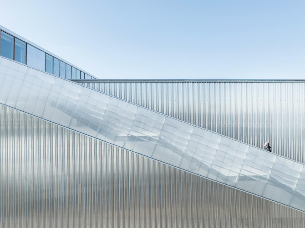 BIM建筑|空中健身,通快集团运动中心 / Barkow Leibinger BIM建筑|空中健身,通快集团运动中心 / Barkow Leibinger