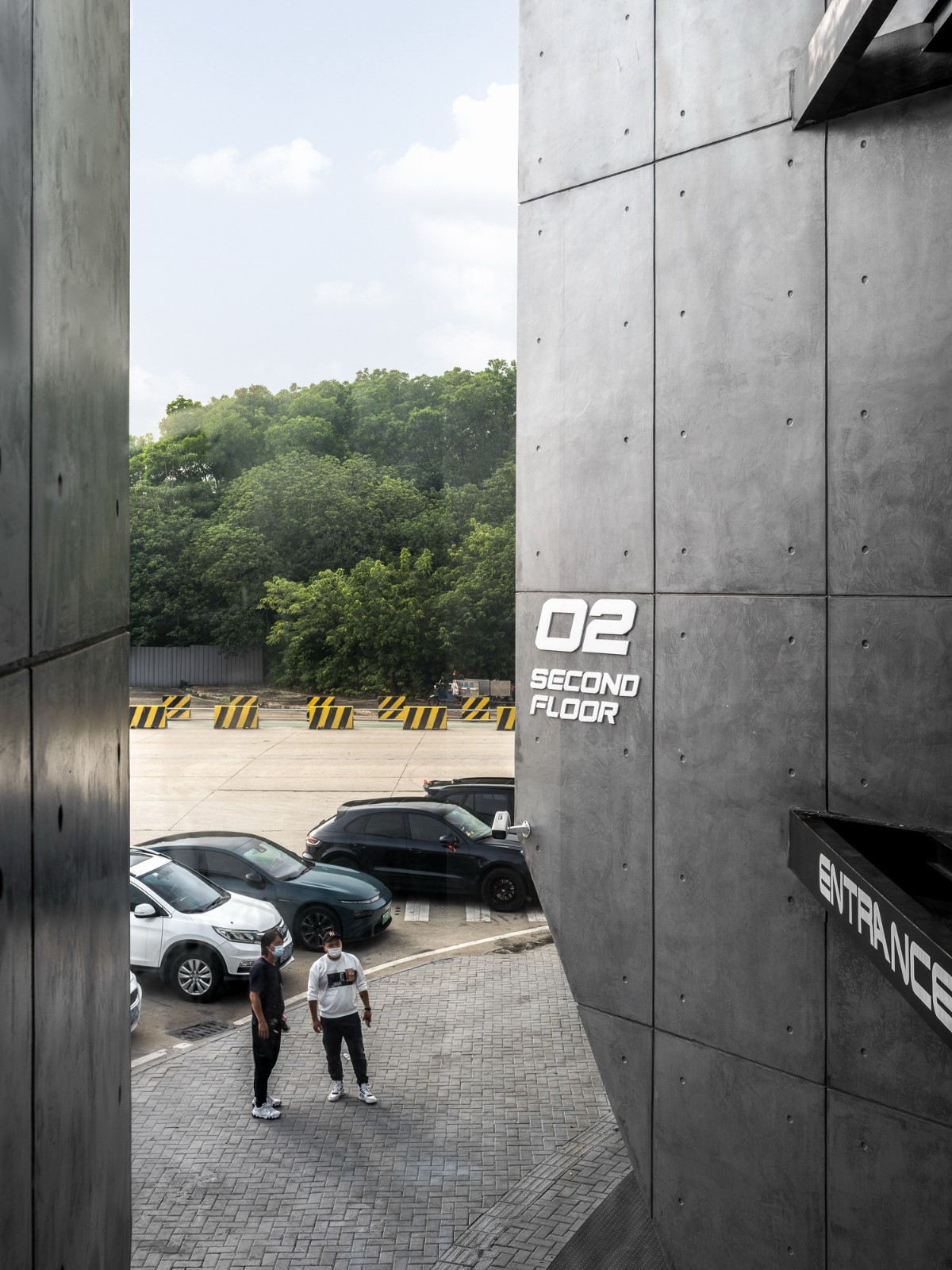 BIM建筑|机器与隐喻的诗学:顺德EW机车展厅 / SN-A超然建筑 BIM建筑|机器与隐喻的诗学:顺德EW机车展厅 / SN-A超然建筑