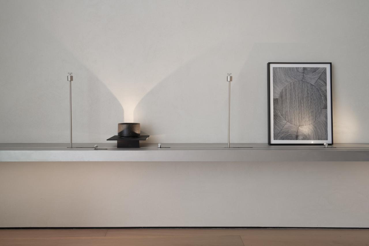 BIM建筑|梧桐树下的420平米复式公寓 :为年轻家庭巧妙创建”视线连通”挑高空间 / 八荒设计 BIM建筑|梧桐树下的420平米复式公寓 :为年轻家庭巧妙创建”视线连通”挑高空间 / 八荒设计