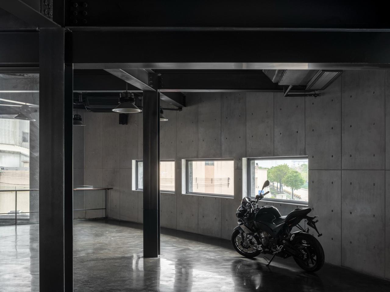 BIM建筑|机器与隐喻的诗学:顺德EW机车展厅 / SN-A超然建筑 BIM建筑|机器与隐喻的诗学:顺德EW机车展厅 / SN-A超然建筑