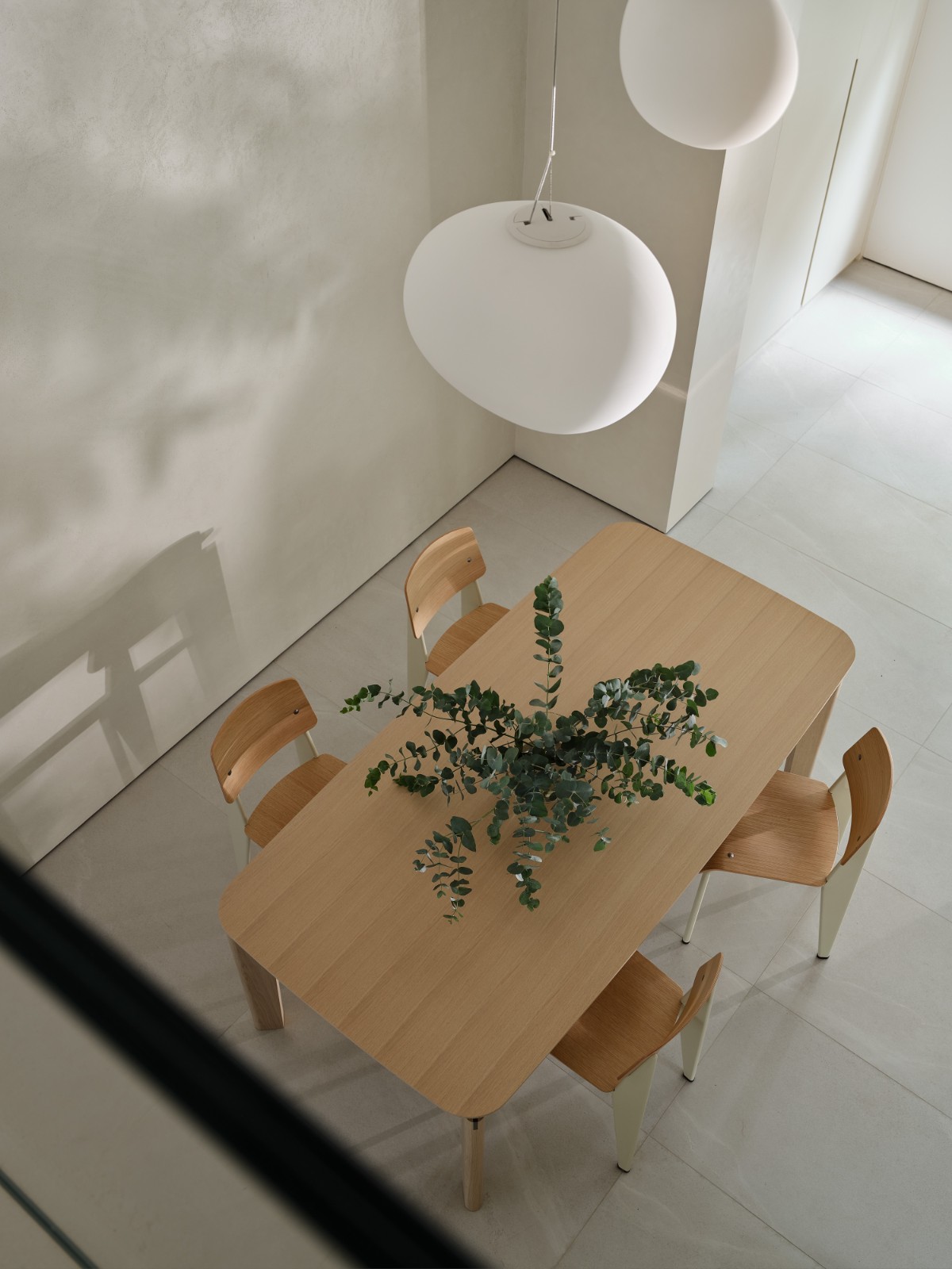 BIM建筑|梧桐树下的420平米复式公寓 :为年轻家庭巧妙创建”视线连通”挑高空间 / 八荒设计 BIM建筑|梧桐树下的420平米复式公寓 :为年轻家庭巧妙创建”视线连通”挑高空间 / 八荒设计