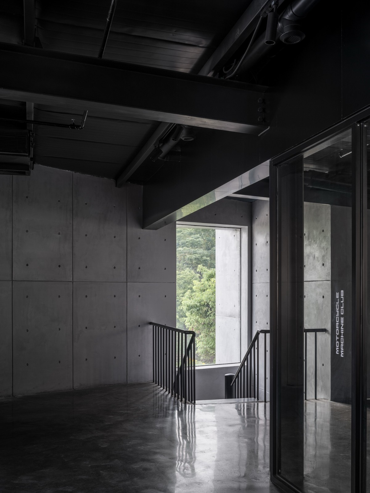 BIM建筑|机器与隐喻的诗学:顺德EW机车展厅 / SN-A超然建筑 BIM建筑|机器与隐喻的诗学:顺德EW机车展厅 / SN-A超然建筑