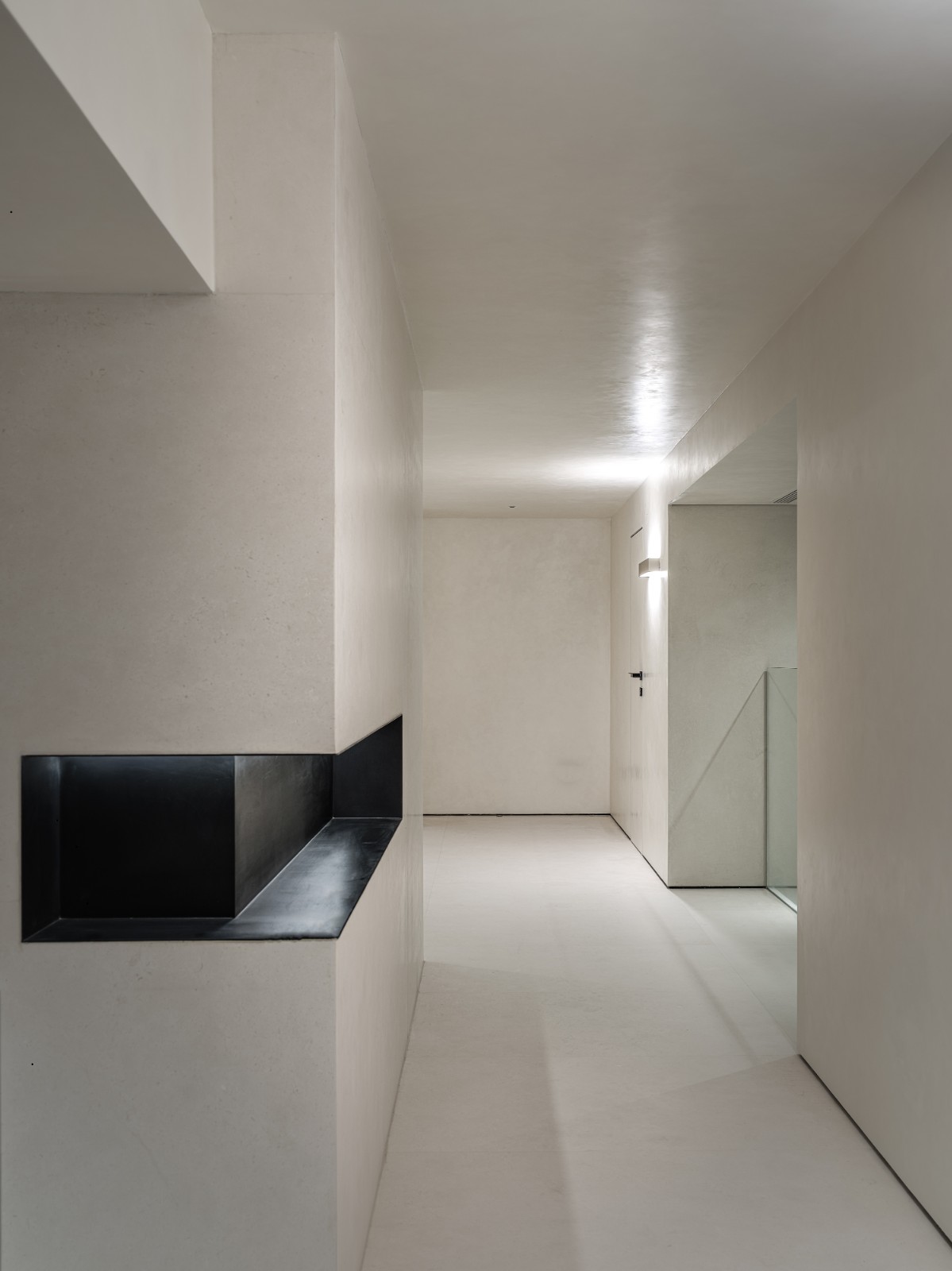 BIM建筑|梧桐树下的420平米复式公寓 :为年轻家庭巧妙创建”视线连通”挑高空间 / 八荒设计 BIM建筑|梧桐树下的420平米复式公寓 :为年轻家庭巧妙创建”视线连通”挑高空间 / 八荒设计