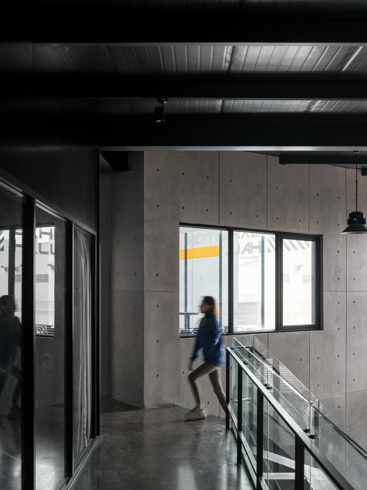 BIM建筑|机器与隐喻的诗学:顺德EW机车展厅 / SN-A超然建筑 BIM建筑|机器与隐喻的诗学:顺德EW机车展厅 / SN-A超然建筑