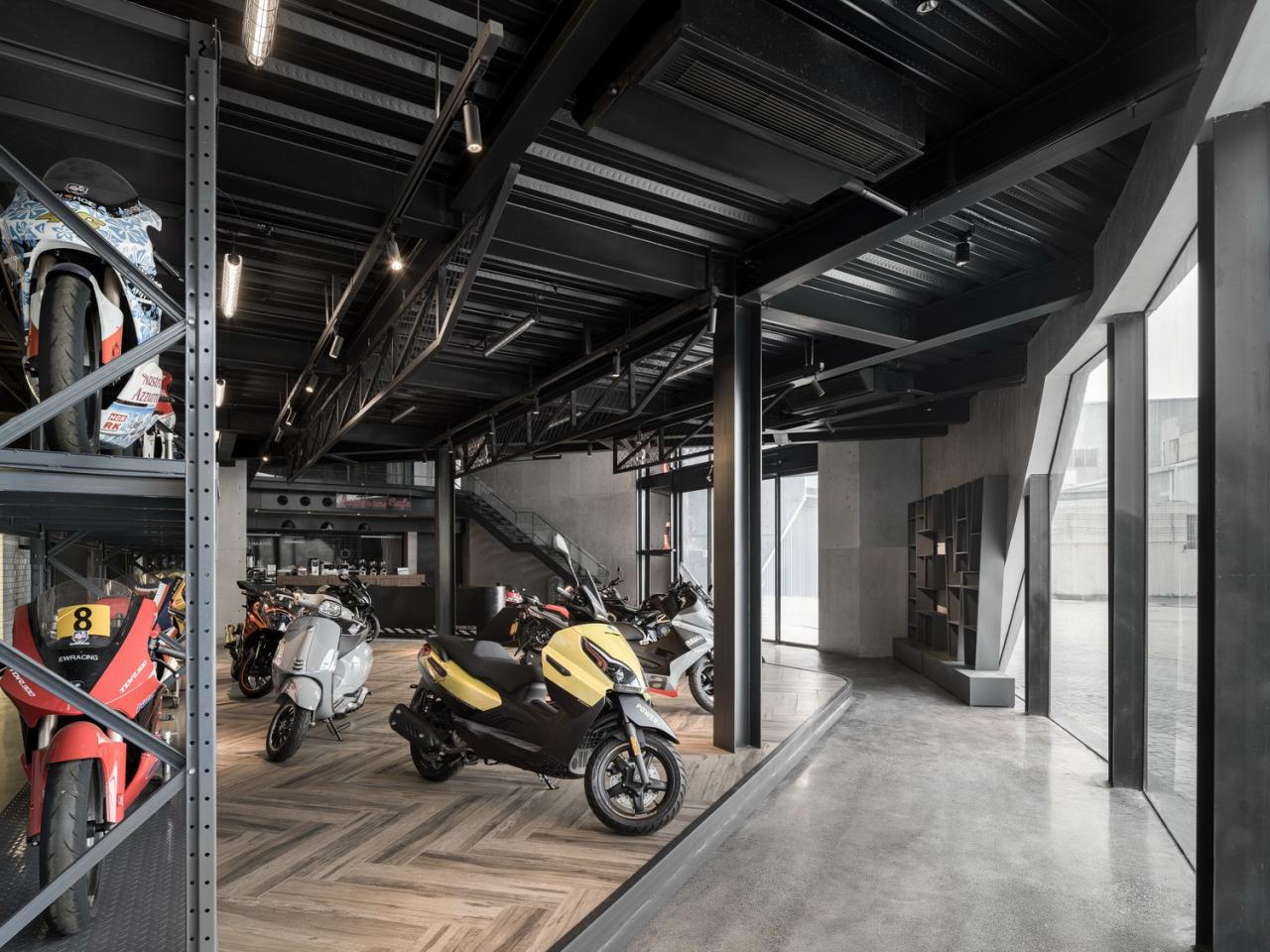 BIM建筑|机器与隐喻的诗学:顺德EW机车展厅 / SN-A超然建筑 BIM建筑|机器与隐喻的诗学:顺德EW机车展厅 / SN-A超然建筑