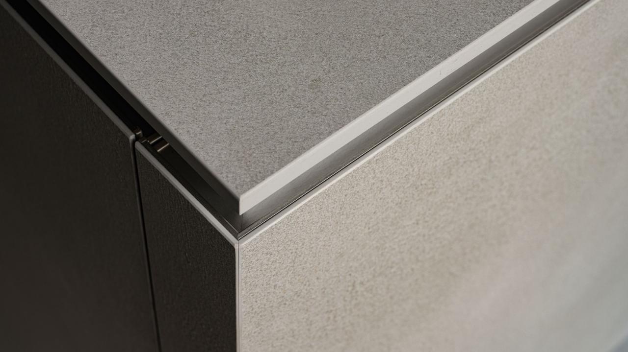 BIM建筑|梧桐树下的420平米复式公寓 :为年轻家庭巧妙创建”视线连通”挑高空间 / 八荒设计 BIM建筑|梧桐树下的420平米复式公寓 :为年轻家庭巧妙创建”视线连通”挑高空间 / 八荒设计