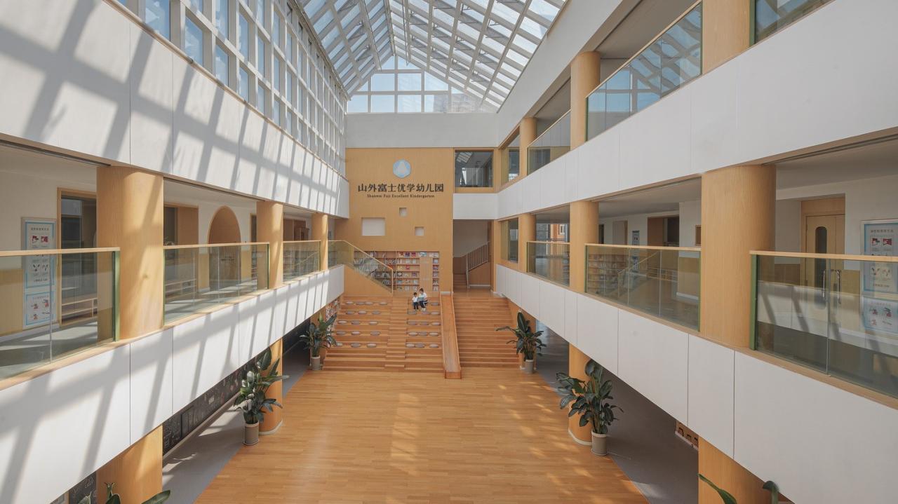 BIM建筑|山外富士无限幼儿园 / 迪卡建筑设计中心 BIM建筑|山外富士无限幼儿园 / 迪卡建筑设计中心