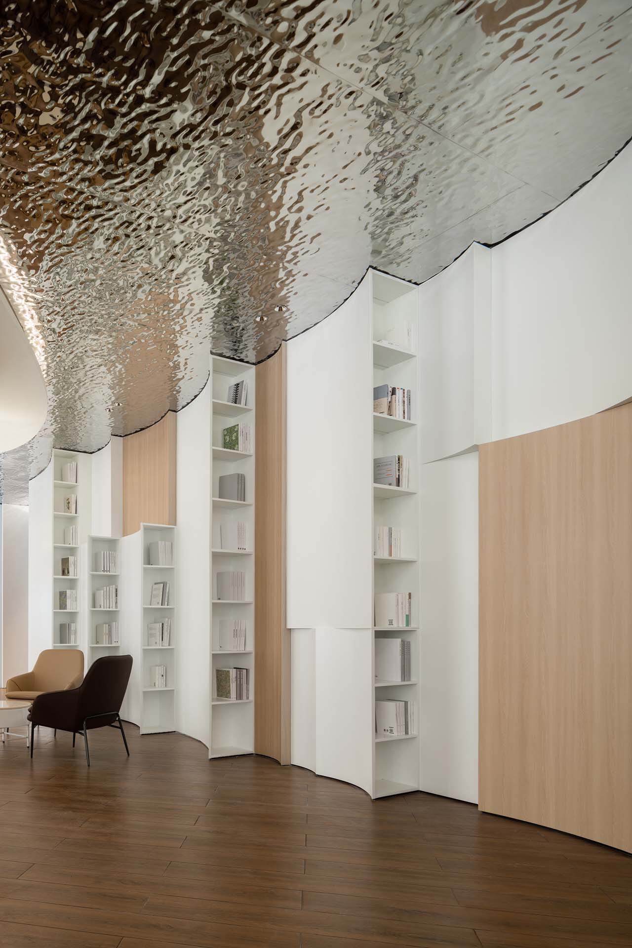 BIM建筑|BMW宝马前海客户体验中心 / 朱海博建筑设计事务所 BIM建筑|BMW宝马前海客户体验中心 / 朱海博建筑设计事务所