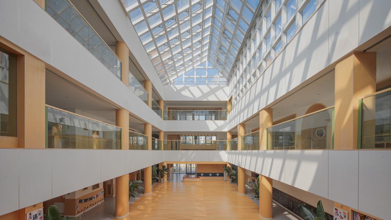 BIM建筑|山外富士无限幼儿园 / 迪卡建筑设计中心 BIM建筑|山外富士无限幼儿园 / 迪卡建筑设计中心