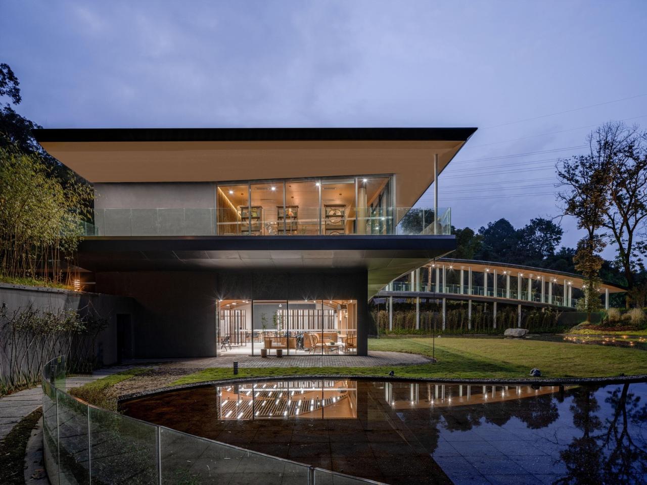 BIM建筑|竹文化的意象解读:崇州·竹艺村游客中心 / 小隐建筑 BIM建筑|竹文化的意象解读:崇州·竹艺村游客中心 / 小隐建筑