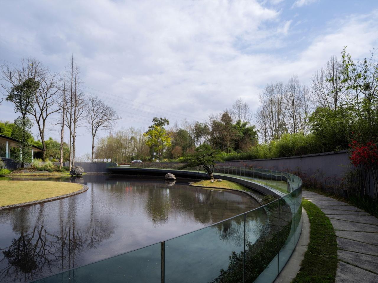 BIM建筑|竹文化的意象解读:崇州·竹艺村游客中心 / 小隐建筑 BIM建筑|竹文化的意象解读:崇州·竹艺村游客中心 / 小隐建筑