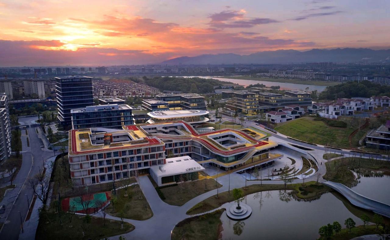 BIM建筑|电子科大长三角研究院(衢州)· 生活中心 / 同济院四时方院创新设计中心 BIM建筑|电子科大长三角研究院(衢州)· 生活中心 / 同济院四时方院创新设计中心